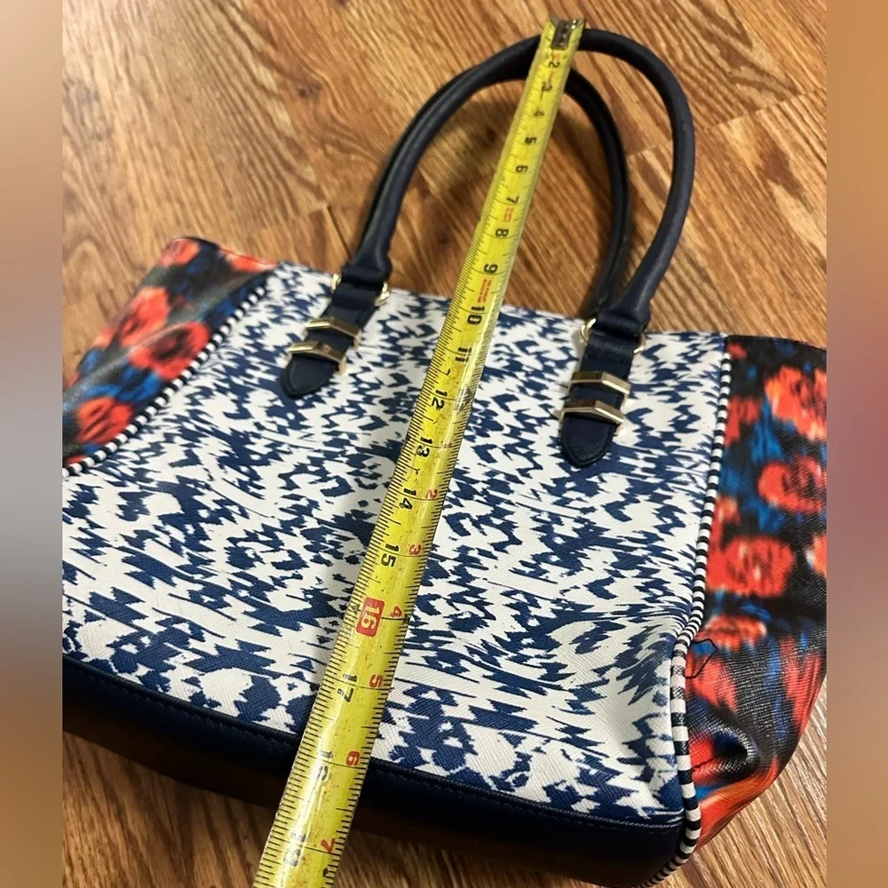 Aldo Blue And White Abstract Poppy Flower Satchel Bag Purse